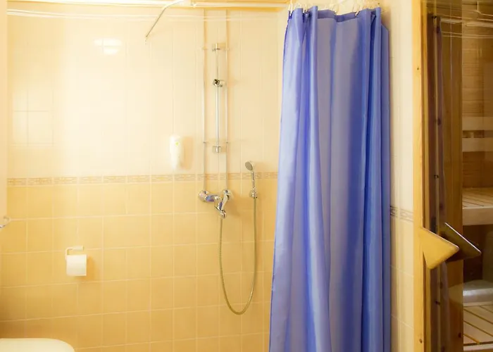 ラウトゥランピ サーリセルカ